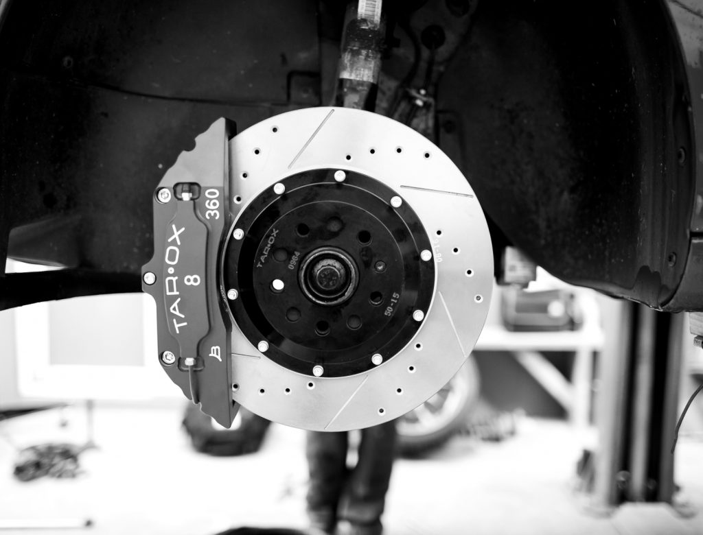 Caliper disc direction